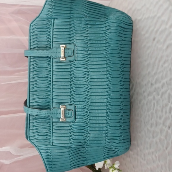 Coach Teal Pleated Taylor Satchel 25252 - Picture 4 of 16